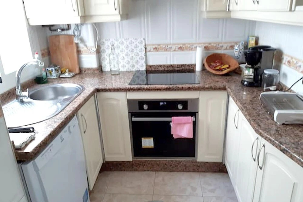 Apartment with 4 Bedrooms in Sevilla, with Wonderful City View, Furnished Balcony And Wifi - 90 Km From the Beach