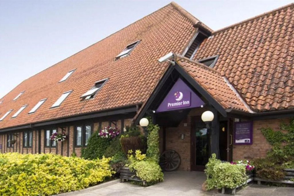 Premier Inn Milton Keynes South