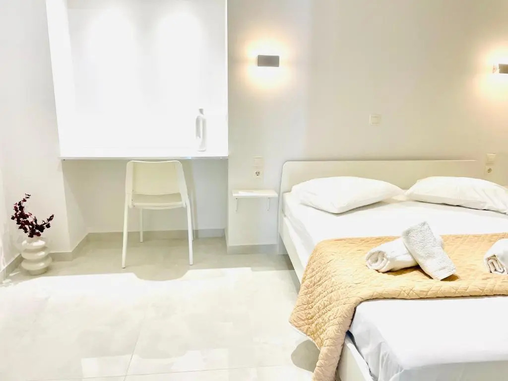 White studio (Preveza Marina)