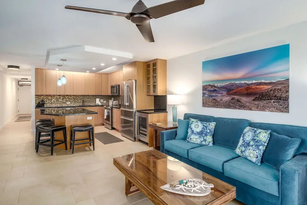 Kamaole Sands 1-307 - Prime Location, Stunning Renovation, Large Lanai, New AC