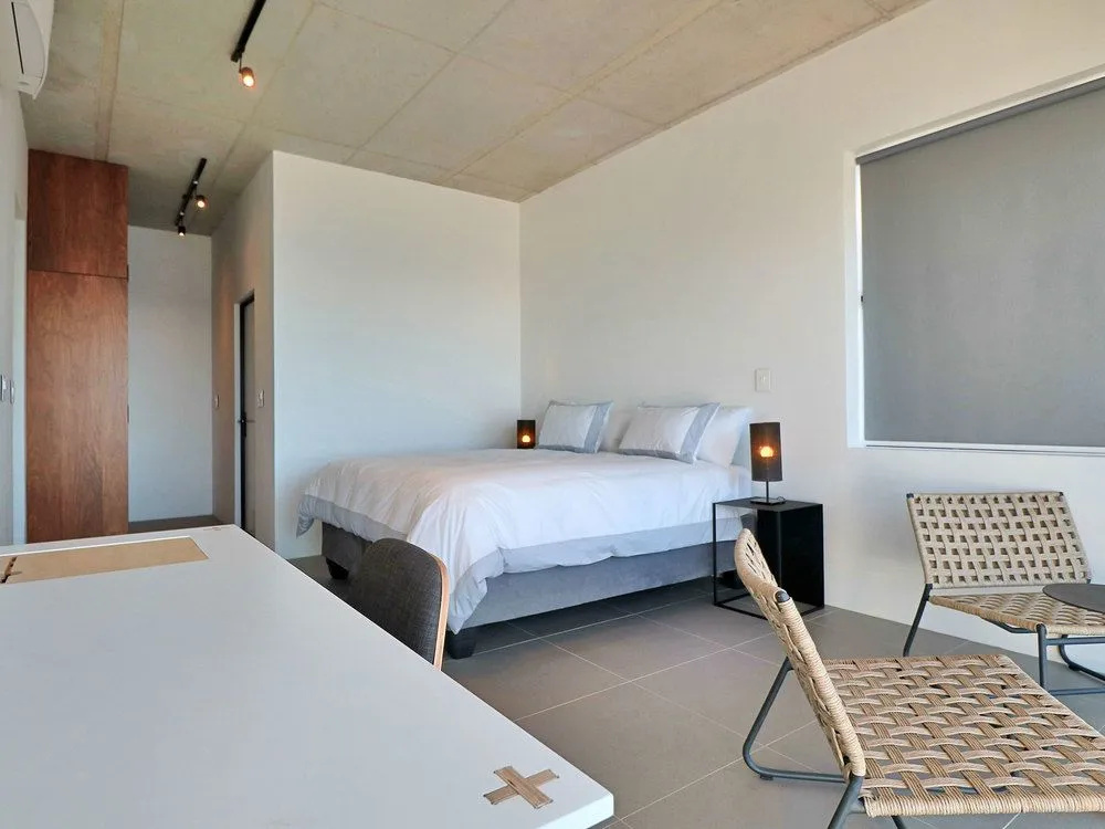 22 Protea - Luxury, Style and Elegance - Sleeps 12 in 6 En-suite Bedrooms