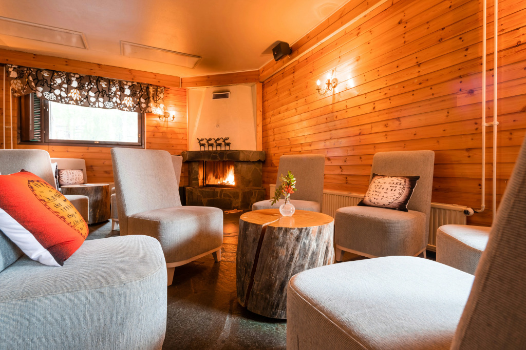 Lapland Hotels Äkäshotelli