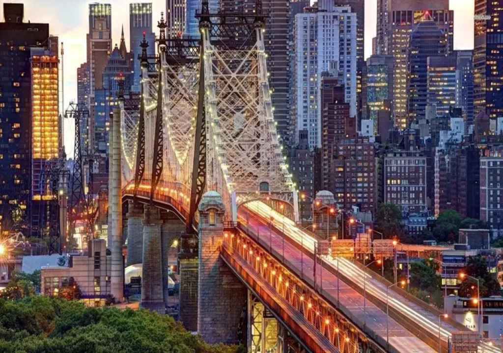UPDATED Amazing Bi -Level Condo minutes from water views of New York City