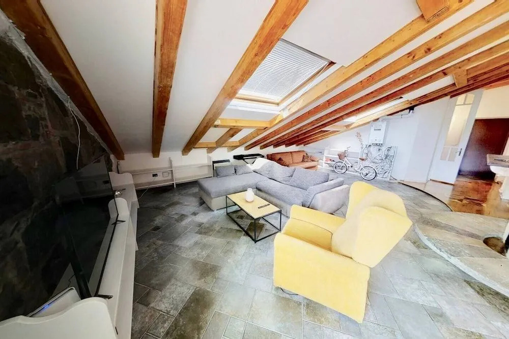 TriesteVillas Brand new attic - Old Town