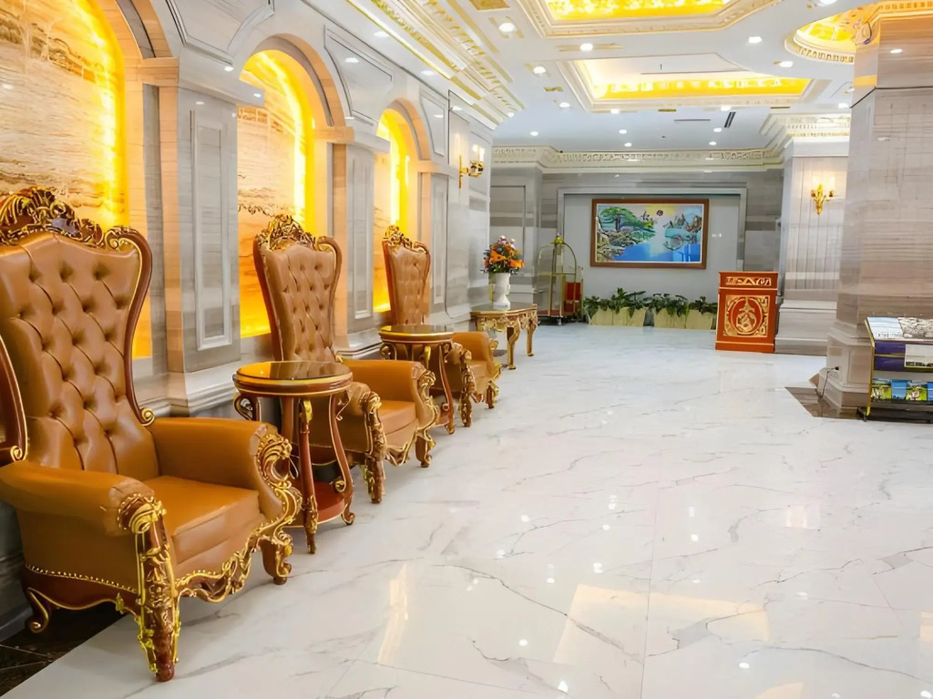 Khách Sạn Phượng Hoàng 3