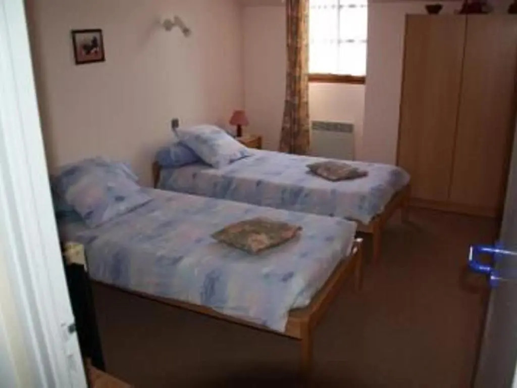 Gîte Saint-Léonard-des-Bois, 4 pièces, 6 personnes - FR-1-410-140