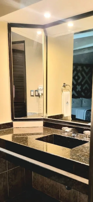 Hotel Niagara carretera Dgo-Mazatlan