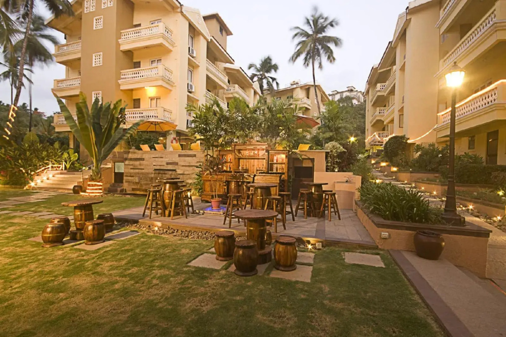Sandalwood Hotel & Suites