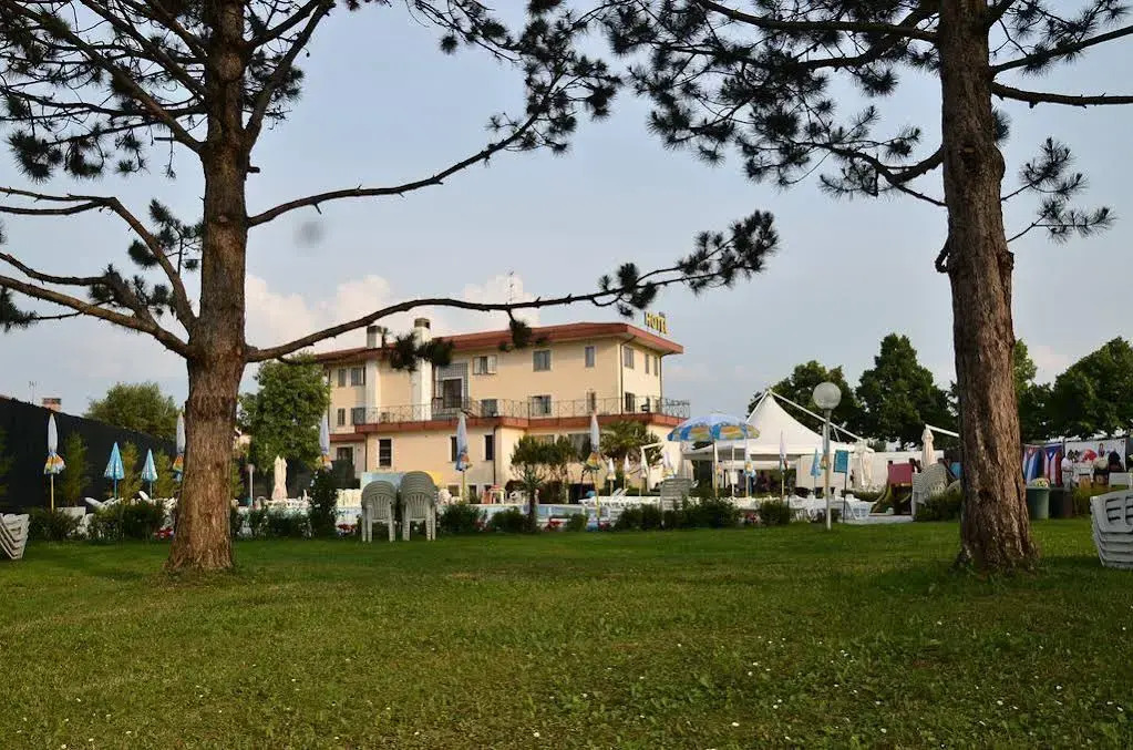 Hotel Sporting