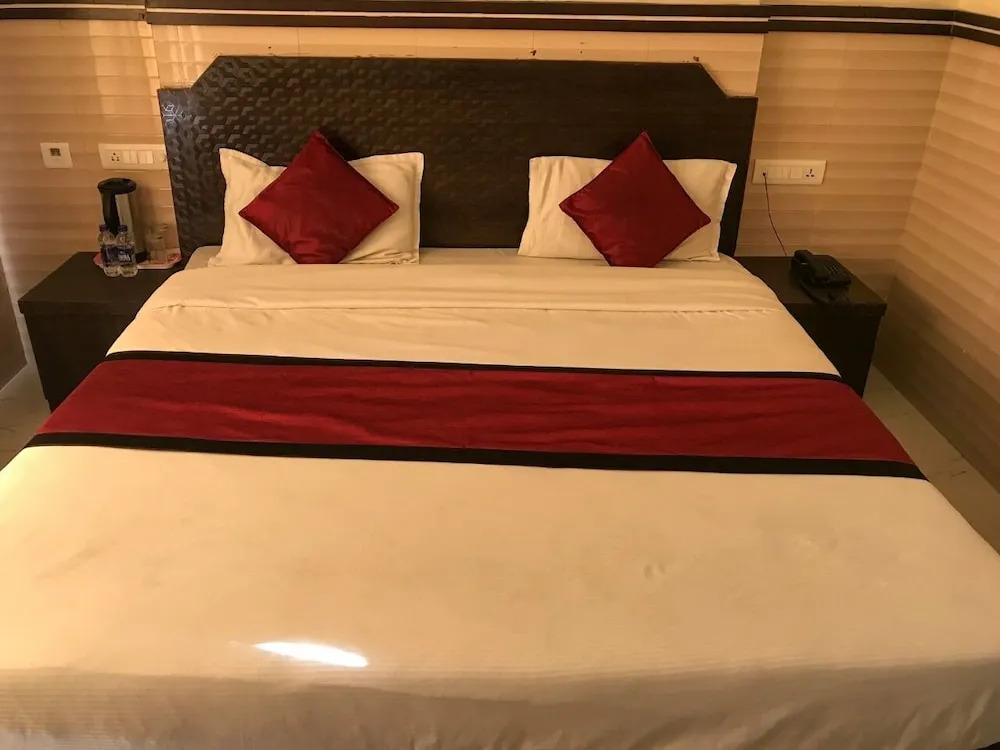 Hotel Ambassador Katra