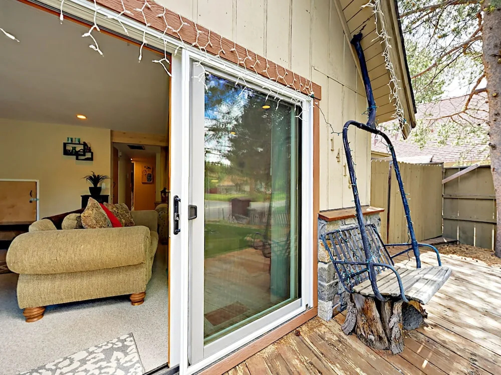 4br W/ Hot Tub Near Beach & Slopes 4 Bedroom Home