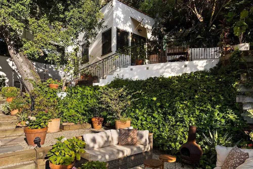 Hollywood Hideaway by Boutique