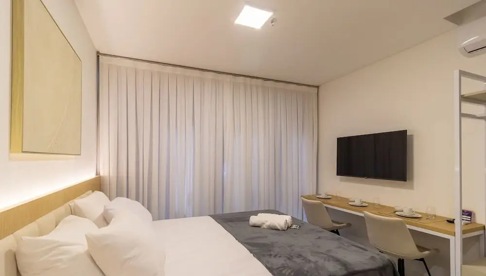 MHFA - Studios em Prédio Luxuoso com Vista Mar