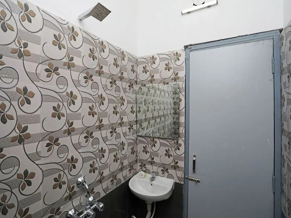 Oyo 24223 Upasana Guest House