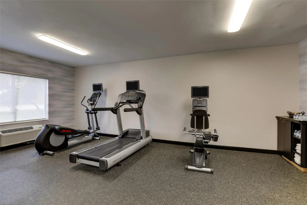Best Western Plus Las Colinas Inn & Suites