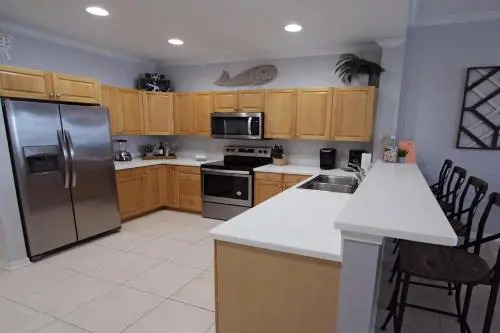 201 Harborview Grande