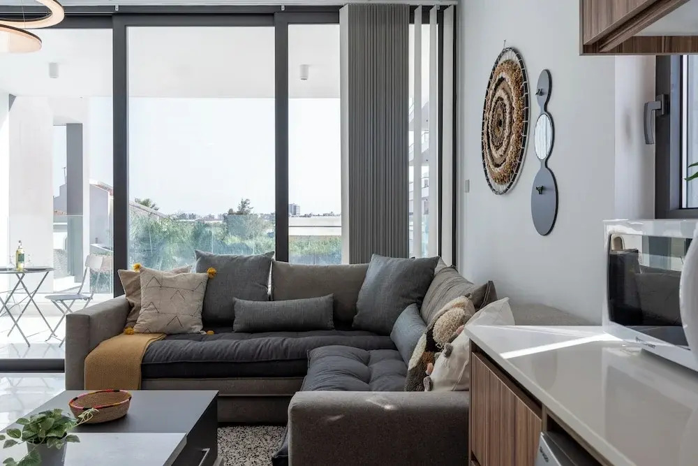 Taupe 2-BR Apt. & Balcony in Larnaca