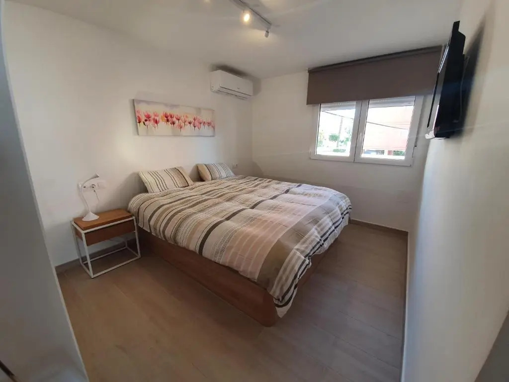 Esmeralda, Benidorm Poniente, 1st line, frontal seaview, 2 bedroom apartment, Ocean Terrace