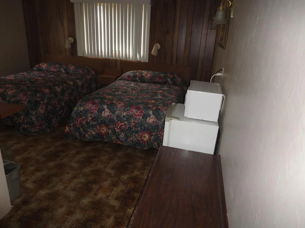Empire Motel