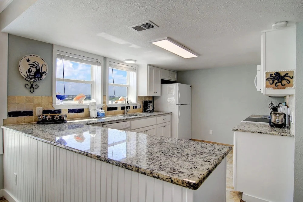 Lost On The Sea 3LC 3 Bedrooms 3 Bathrooms Home