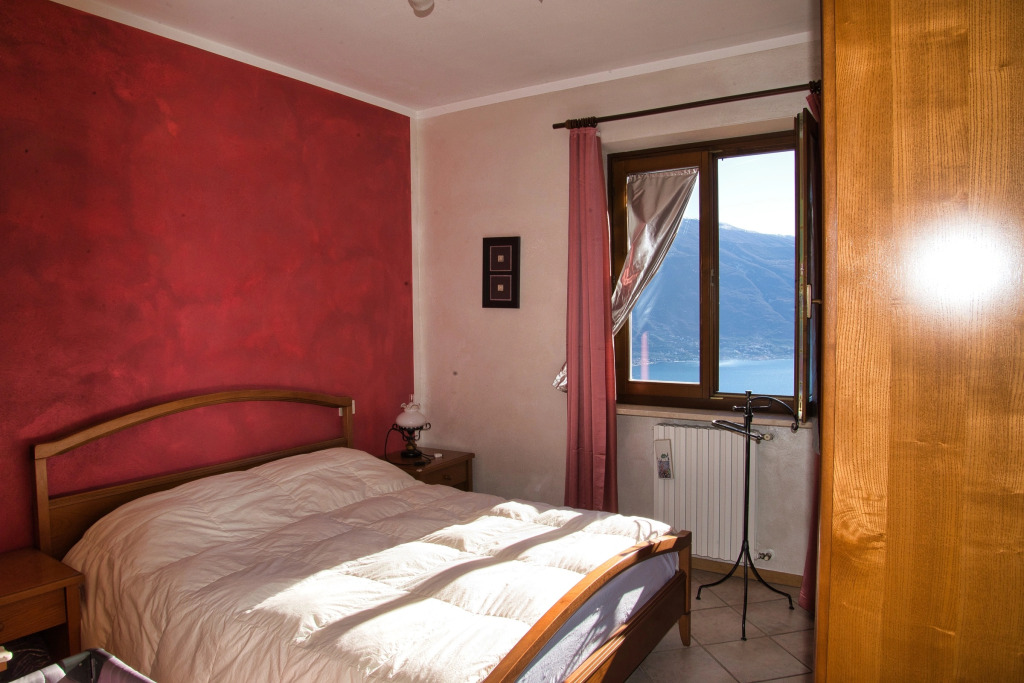 Balcone Sul Lago