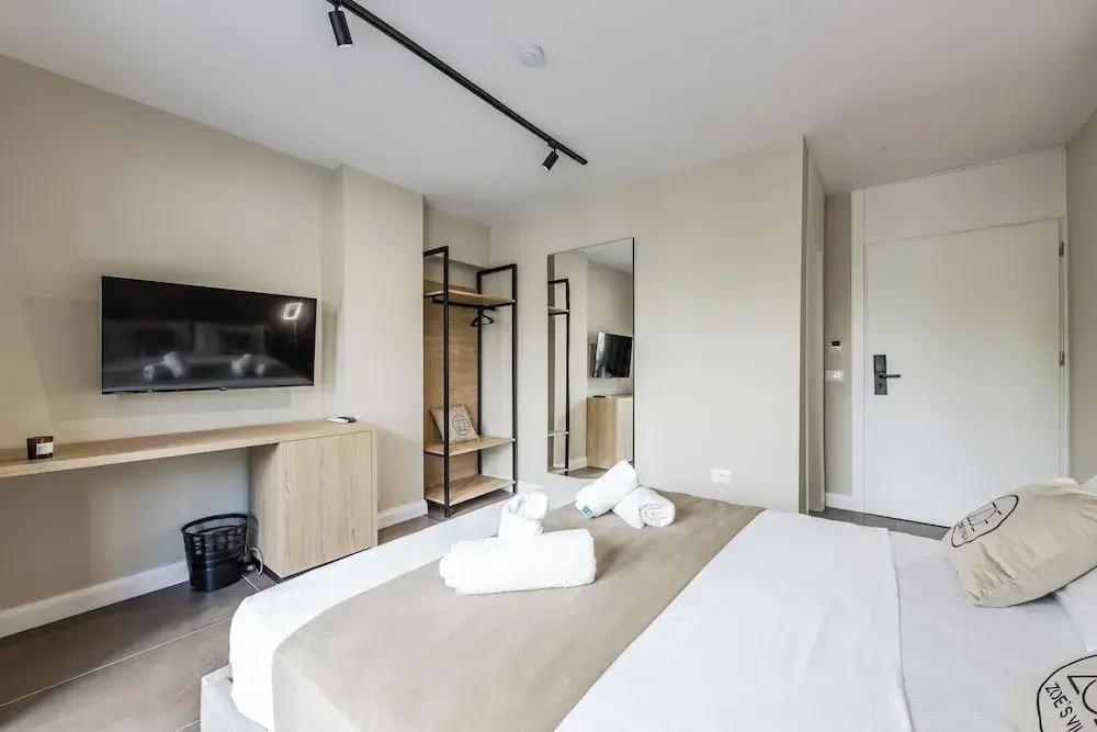 Zoes Villa by PS