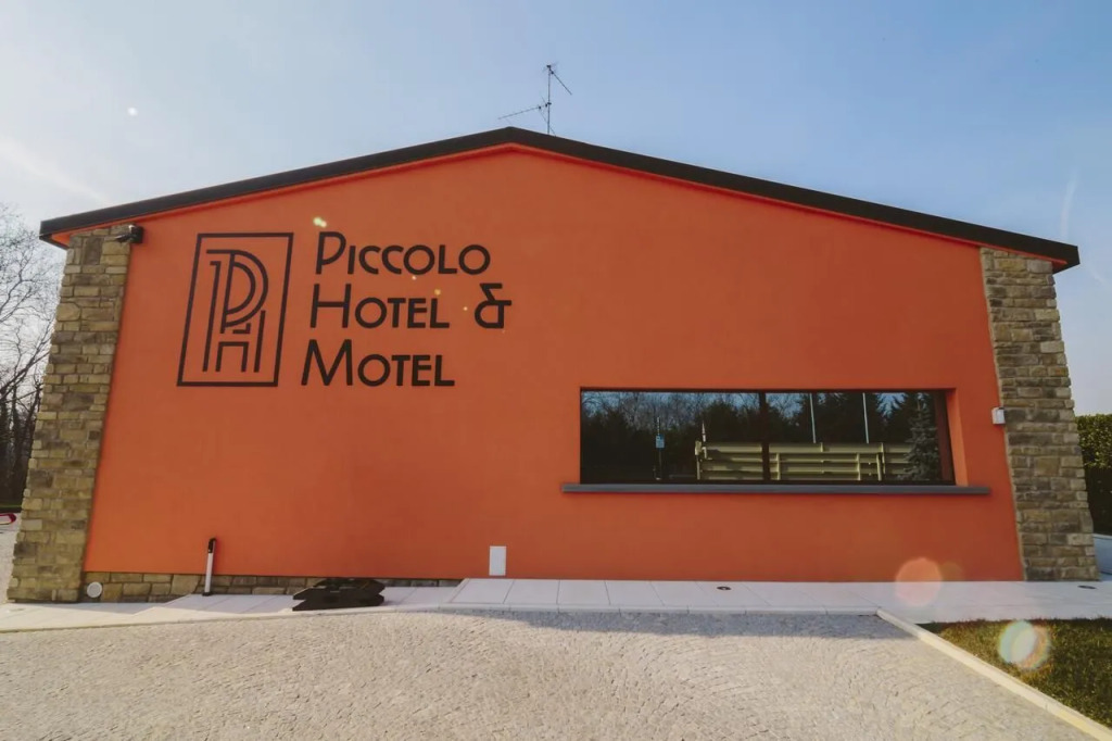Piccolo Hotel