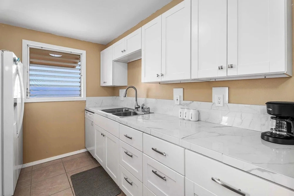 Keauhou Kona Surf & Racquet Club Townhouse#182