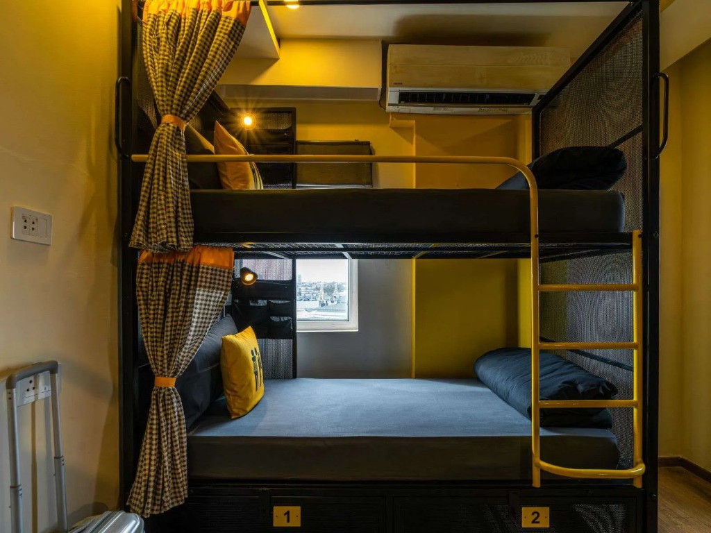 The Hosteller Bangalore, Brigade Road