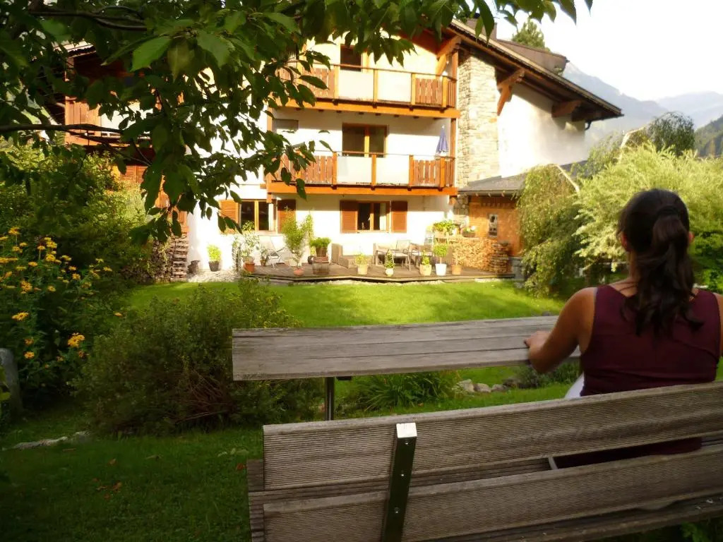 Apartments Suggadin