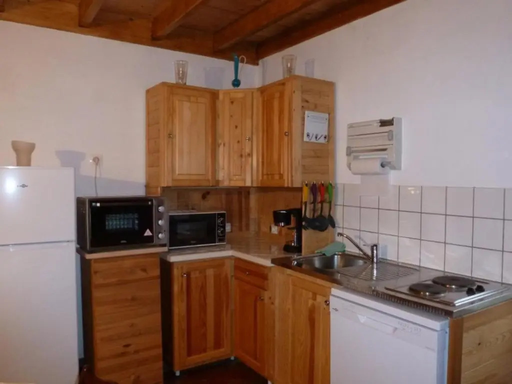 Charmante maison rénovée avec terrasse, jardin clos, WIFI et équipements bébé à Fiefs - FR-1-376-1