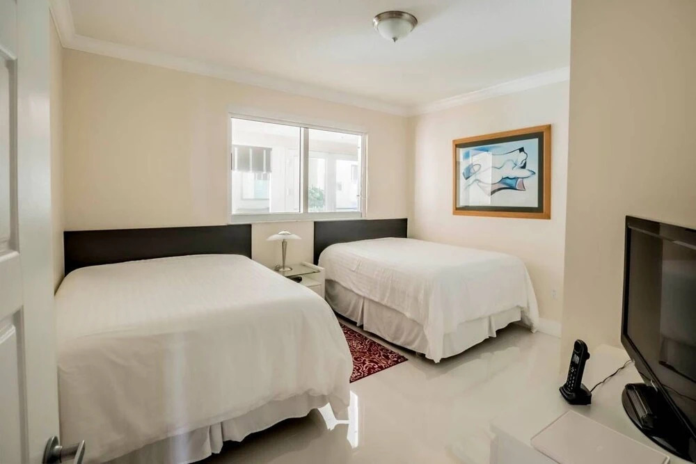 Le Marina Bay 1006 by Go Florida Condo Sunny Isles