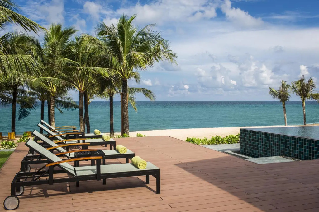 Dusit Princess Moonrise Beach Resort
