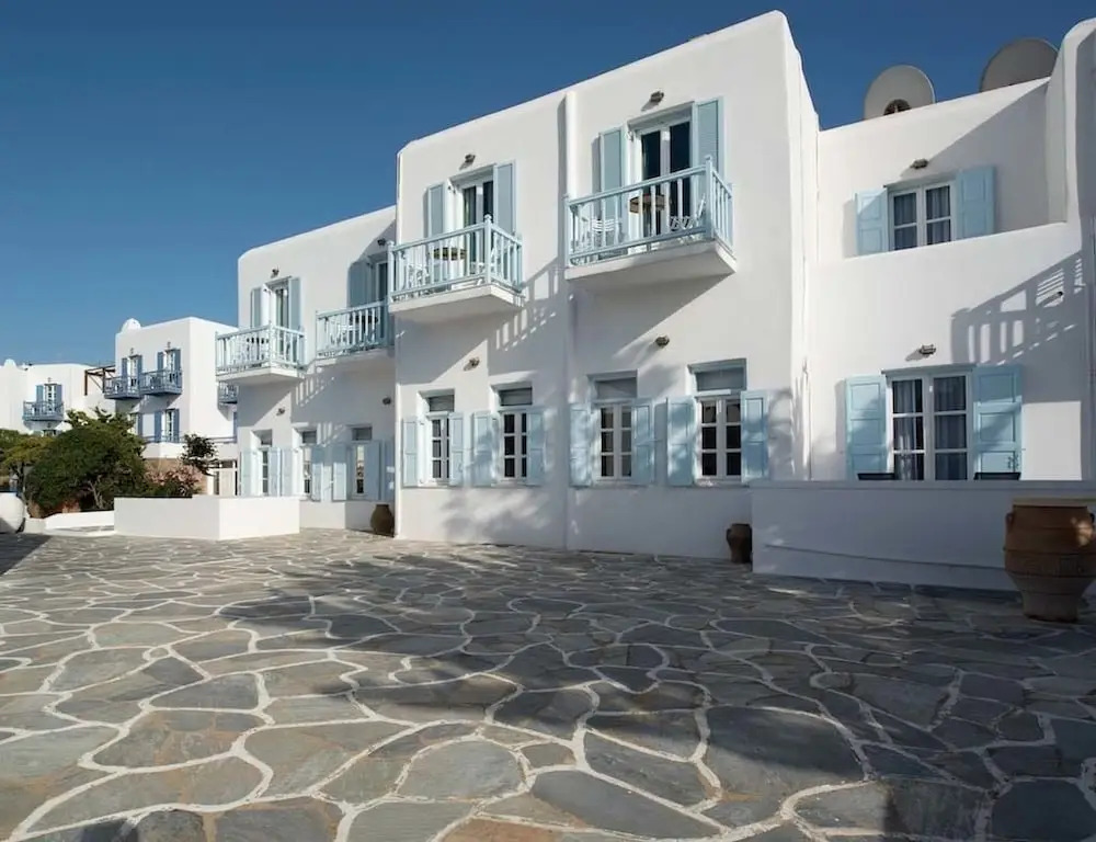 Poseidon Hotel Suites
