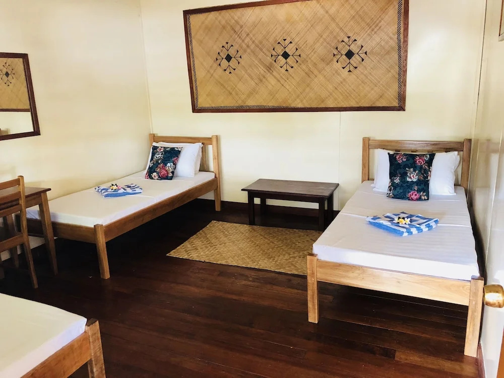 Qua Roviana Accommodation