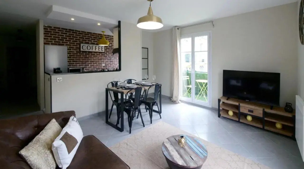 Apart Cosy A Disney En 5 Min
