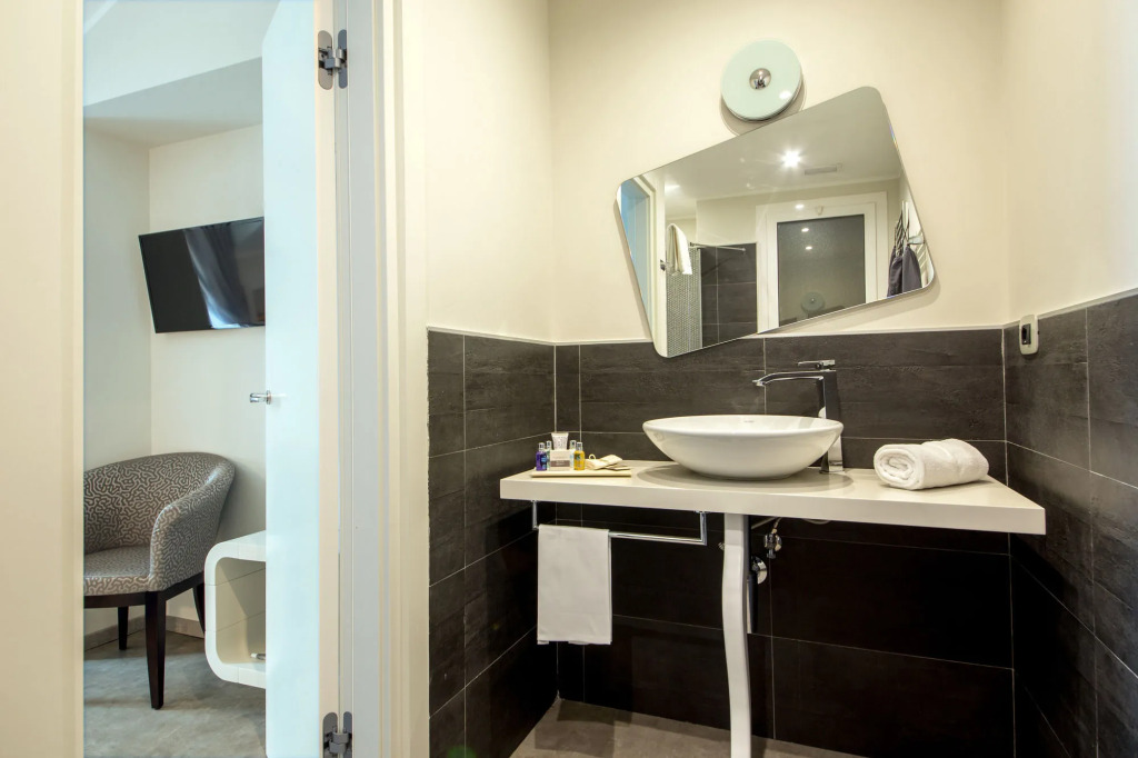 Montenapoleone Suites