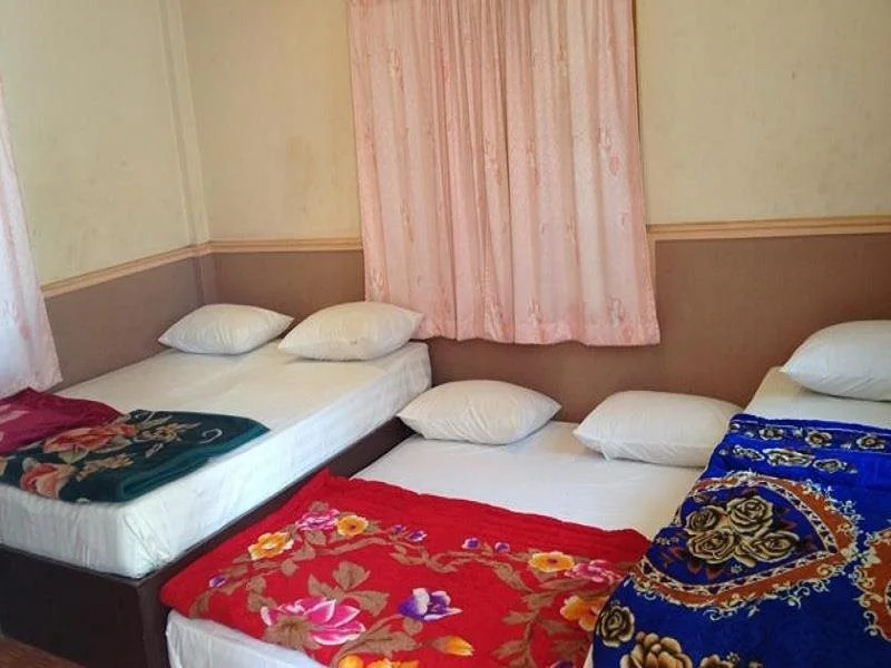 Cherry Queen Hotel