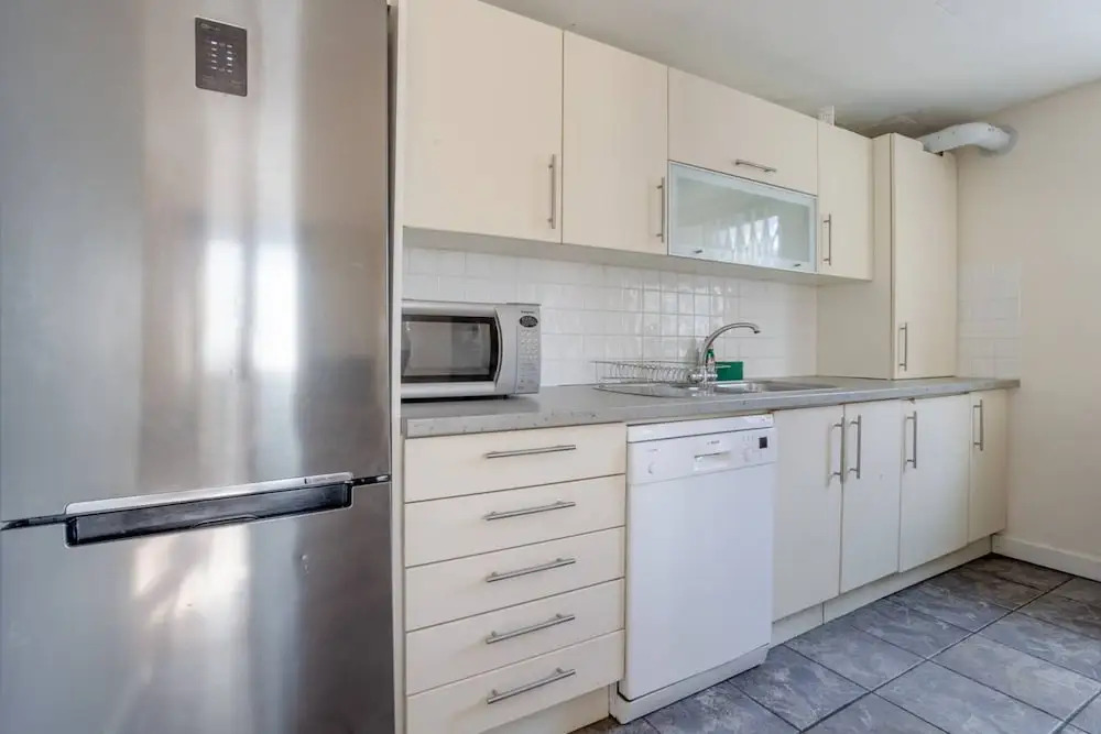 Spacious 4 Bedroom Home in Marylebone