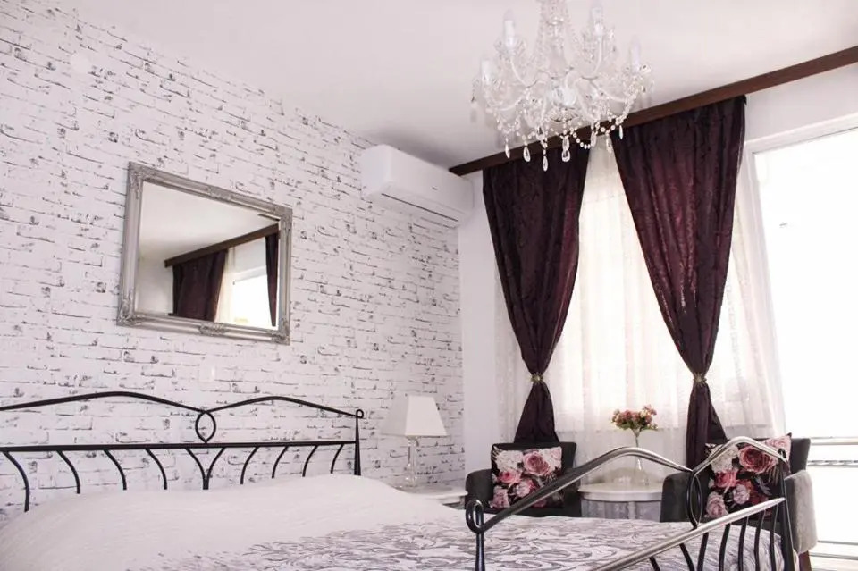 Bella Elia Apartment
