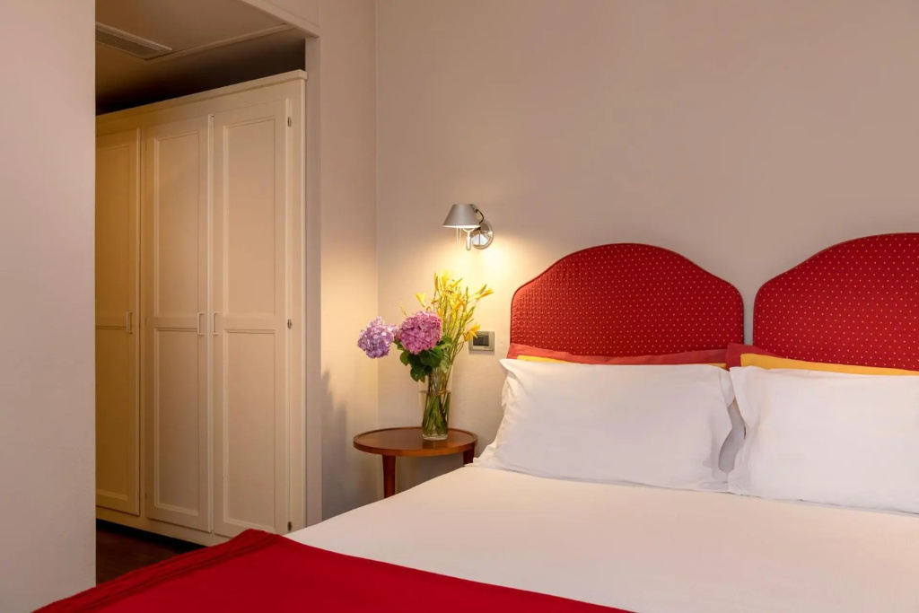 Bijou Hotel