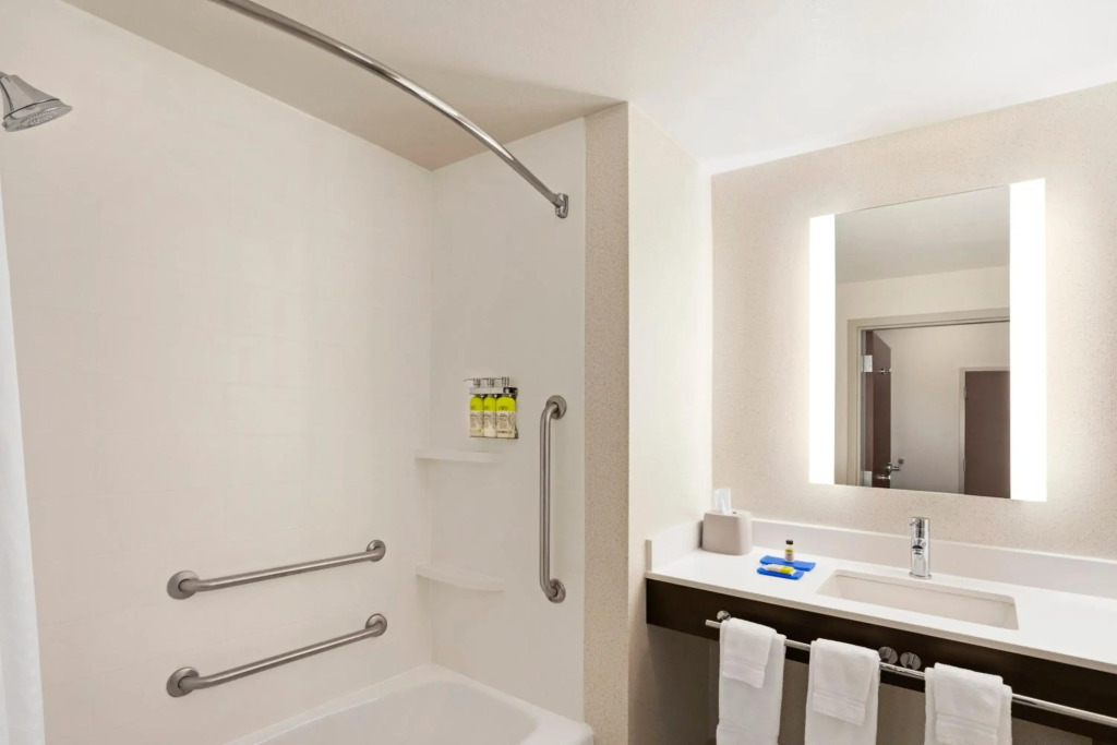 Holiday Inn Express Hotel & Suites Durant by IHG
