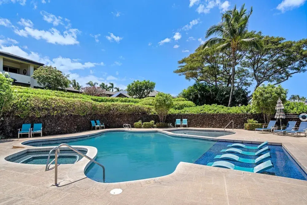 Close to Beaches & Restaurants - Spacious Townhome - Concierge Incl- Vrkcv
