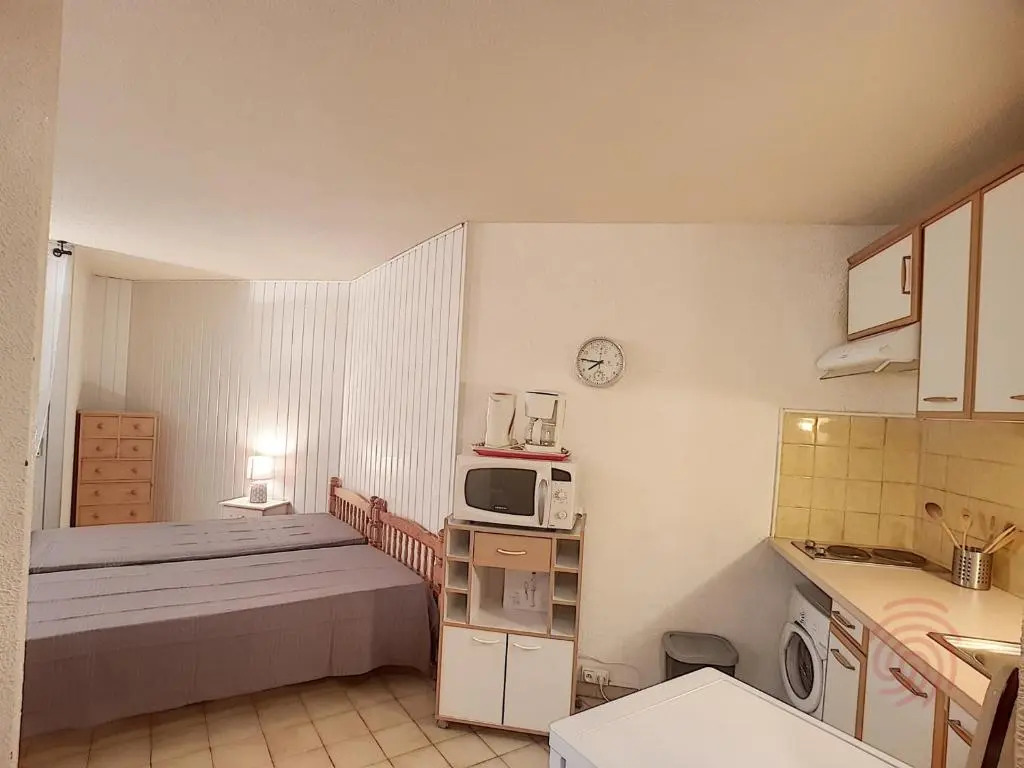 Appartement Lamalou-les-Bains, 1 pièce, 2 personnes - FR-1-451-89