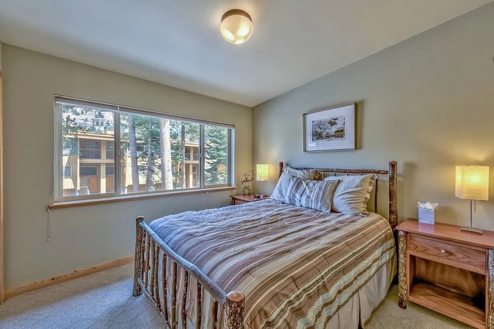 LC06 Lost Cabin - 3 Br Condo