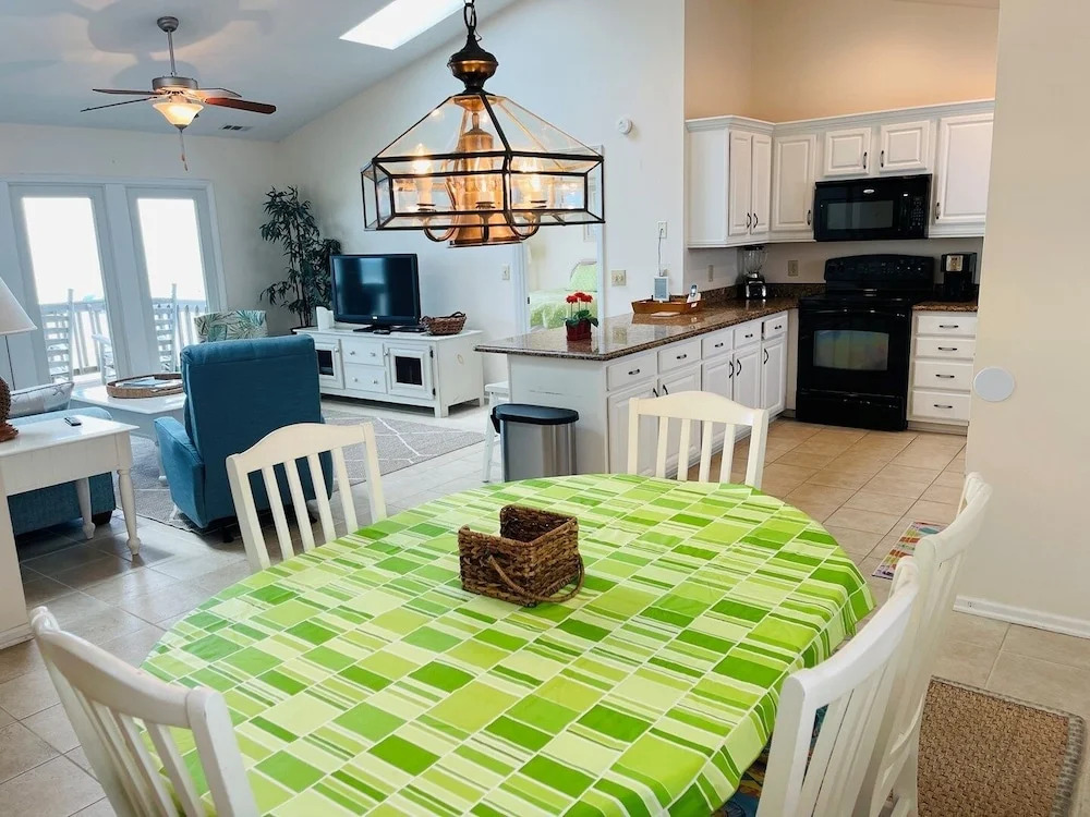Serenitee - 2 Br Home