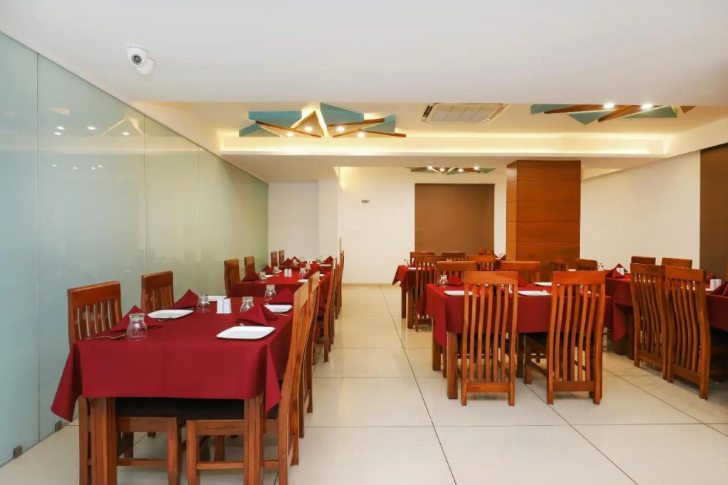 Hotel Avista - Unmarried Couples and NRI not allowed