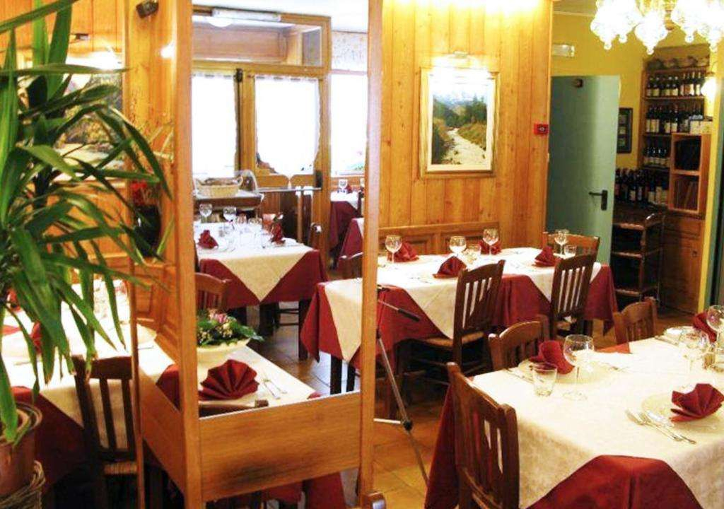 Hotel Bucaneve
