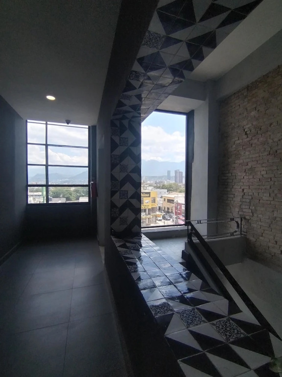 Estudios amueblados y equipados con cocineta en ubicación Céntrica MTY