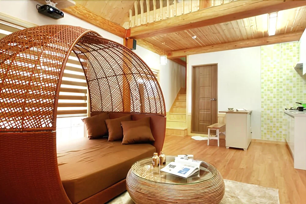 Gyeongju Healing House Pension